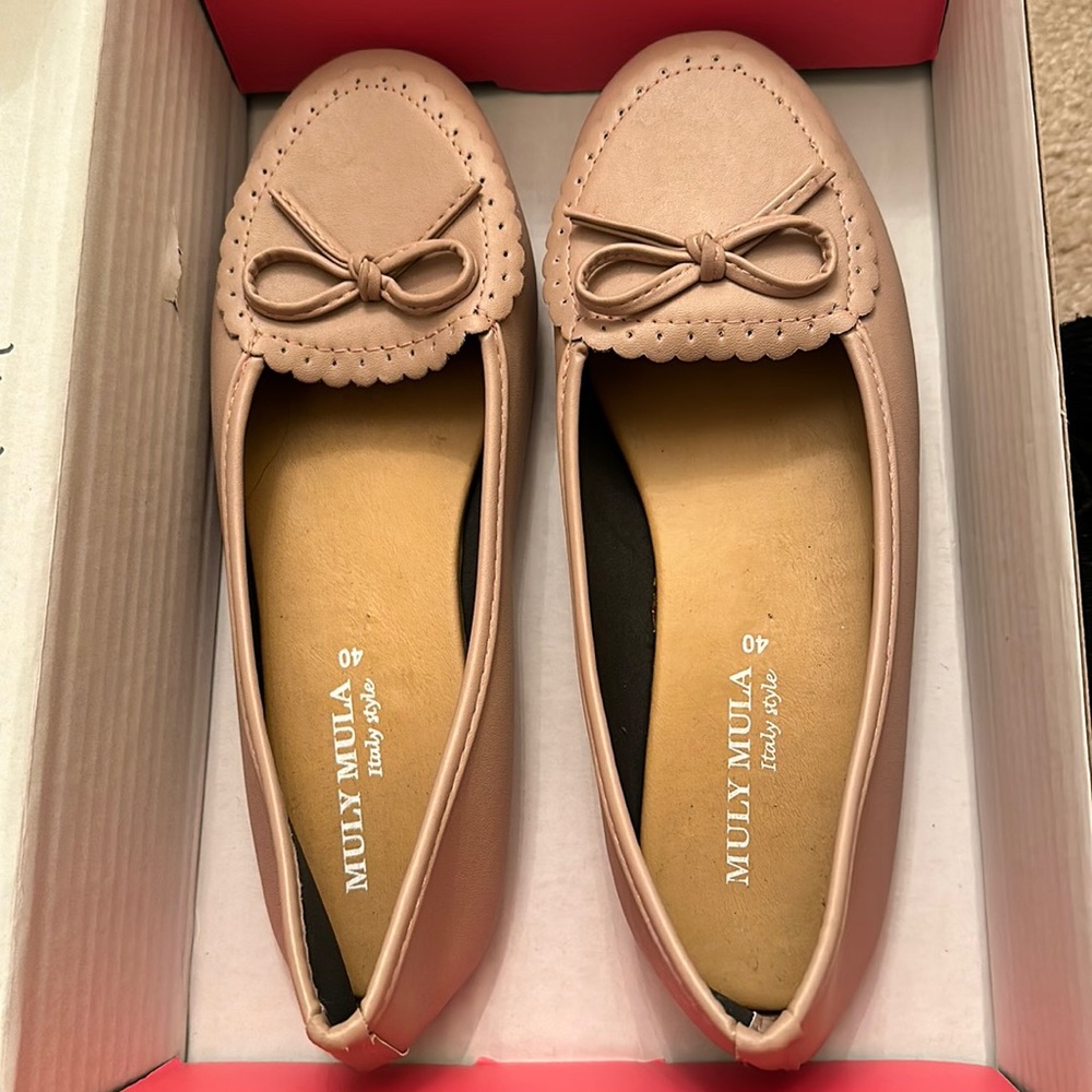 Pale pink flats by Muly Mula; EU size 40 (approx. U.S. size 9)